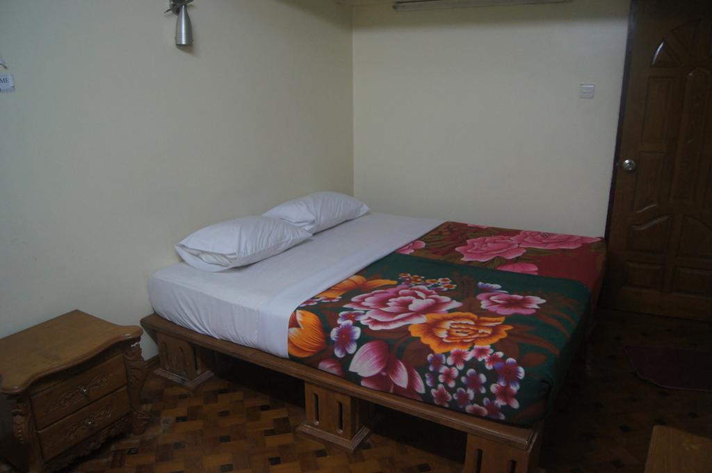 Ocean Pearl Inn - 2 ヤンゴン 部屋 写真